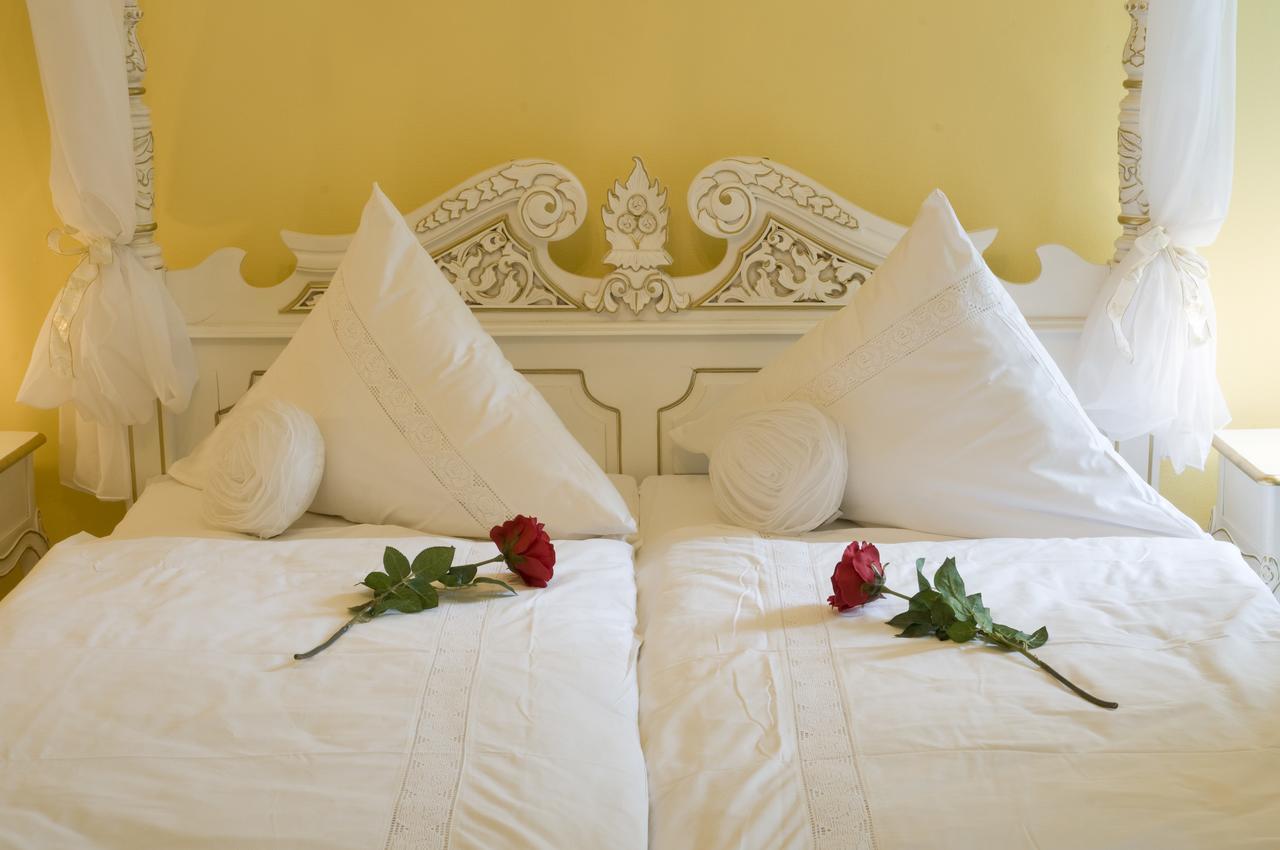 Schlosshotelgedern Luaran gambar